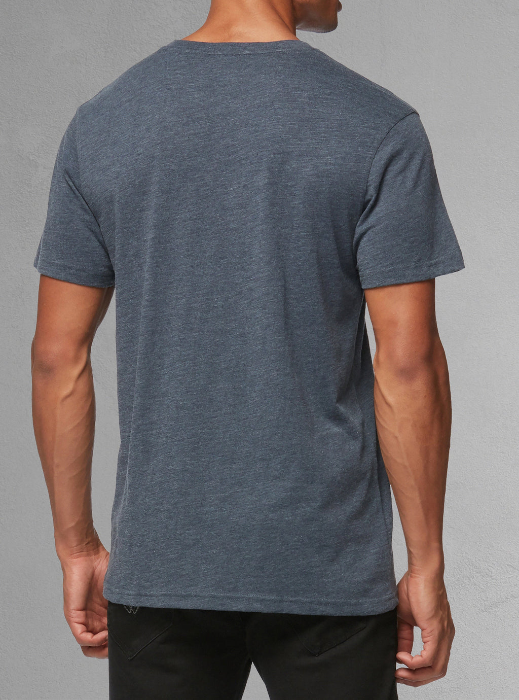 Men's basic v neck short sleeve t-shirt